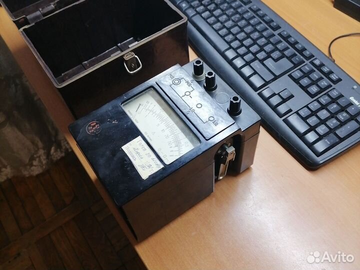 Мегаомметр М 4100 3