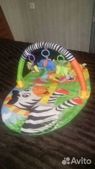 Развивающий коврик
