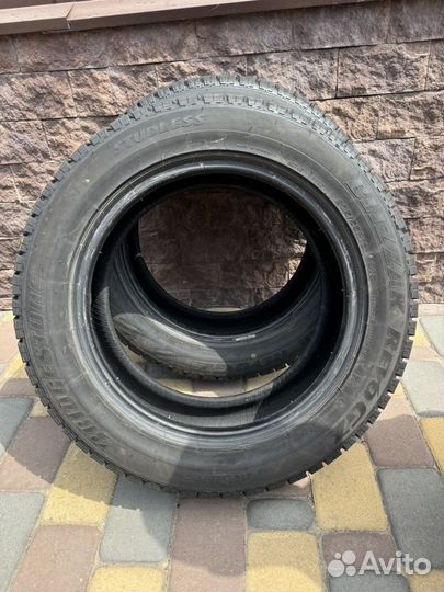 Bridgestone Blizzak Revo GZ 205/55 R16