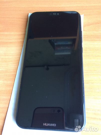 Телефон huawei p20 lite