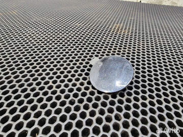 Заглушка бампера передняя Kia Ceed JD 2015-2018