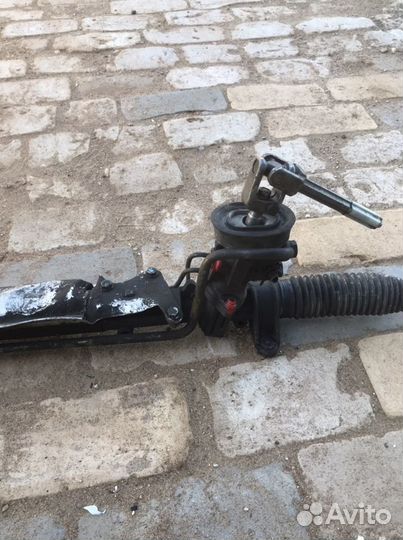 Рулевая рейка volkswagen Golf 4