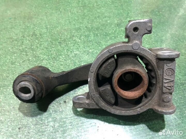 Подушка двигателя правая Nissan Murano PNZ51