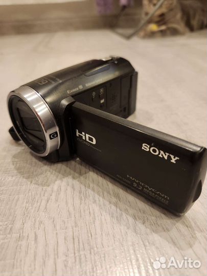 Видеокамера Sony HDR CX625