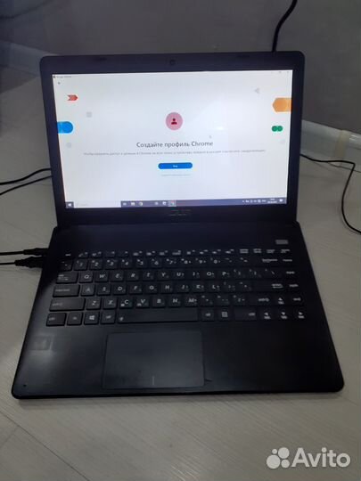 Ноутбук asus