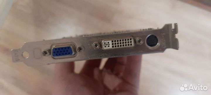 Видеокарта geforce 6600LE D128M