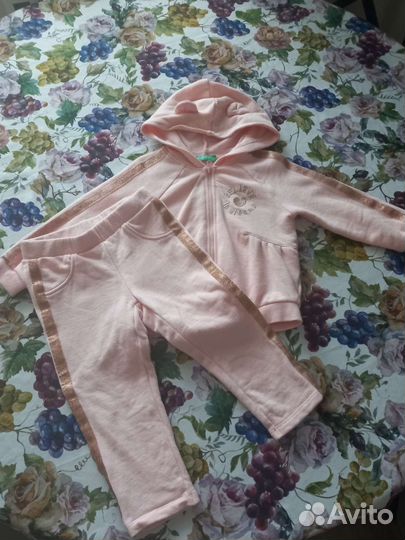 Костюм для девочки benetton