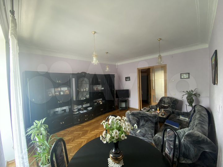 3-к. квартира, 82,8 м², 3/4 эт.