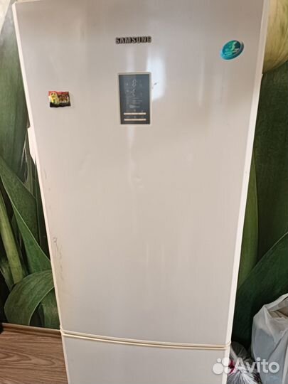 Продам холодильник samsung