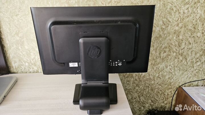 Монитор HP LA2306x