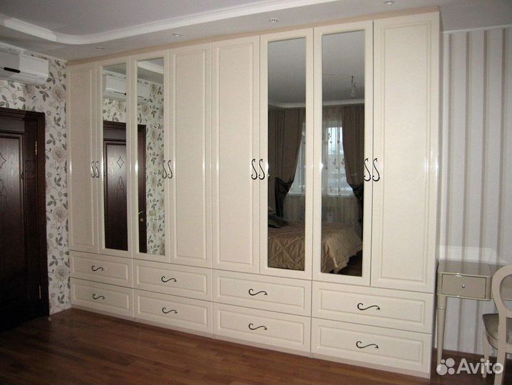 Шкаф стенка