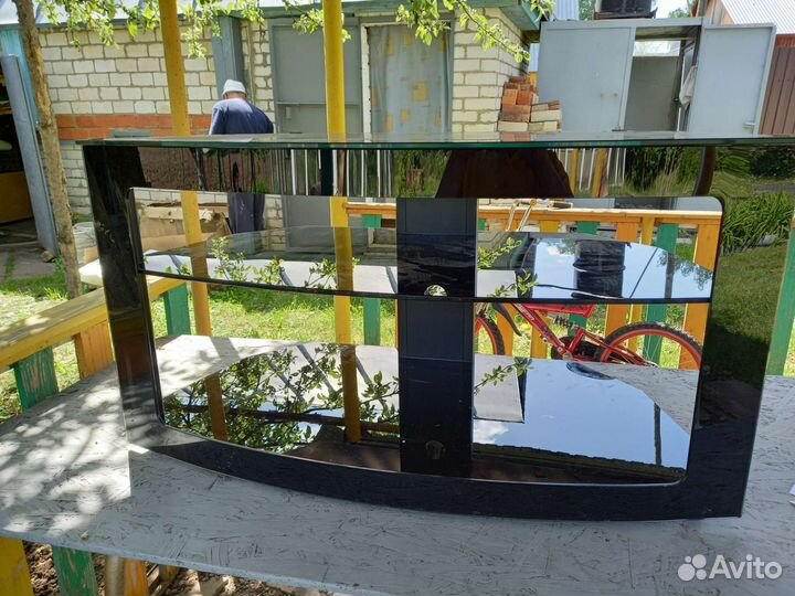 Тумба под телевизор