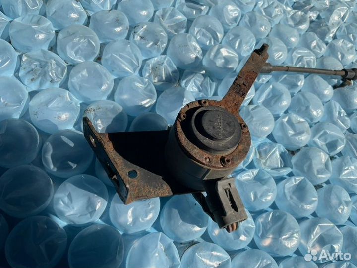 Датчик подвески передний левый Cadillac Escalade