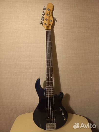 Бас гитара 5 струн Godin Freeway5
