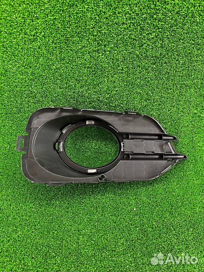 Решетка птф левая tiguan 11-16