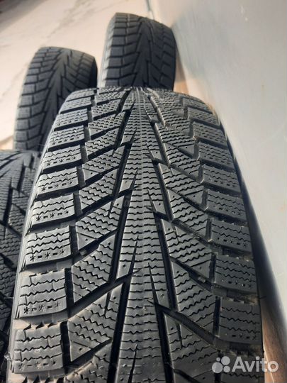 Hankook Winter I'Cept IZ2 175/65 R14