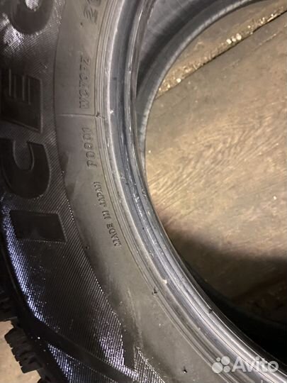 Bridgestone Ice Cruiser 7000 205/60 R16 92H