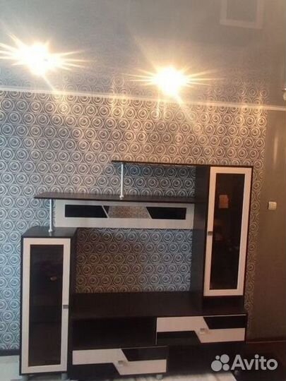 Стенка в гостиную