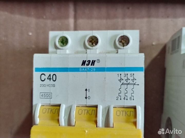 Автоматический выключатель iek