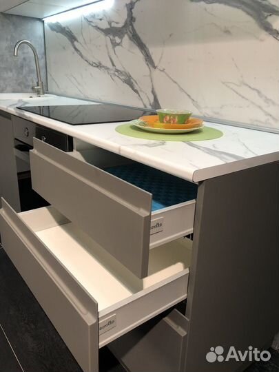 Готовая кухня прямая