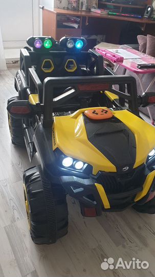 Детский электромобиль джип