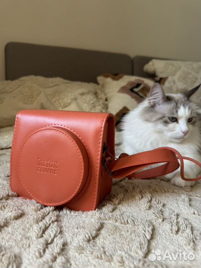 Компактный фотоаппарат fujifilm Instax Square SQ1