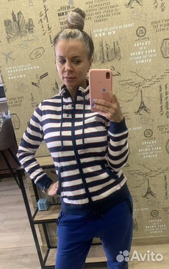 Мастерка новая женская