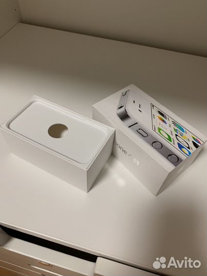 Коробка от iPhone 4s