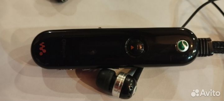 Bluetooth гарнитура Sony Ericsson HBH-DS970