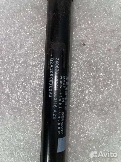 Амортизатор капота левый Mercedes-Benz C-Класс