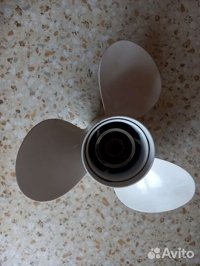 Винт для лодочного мотора yamaha40-60