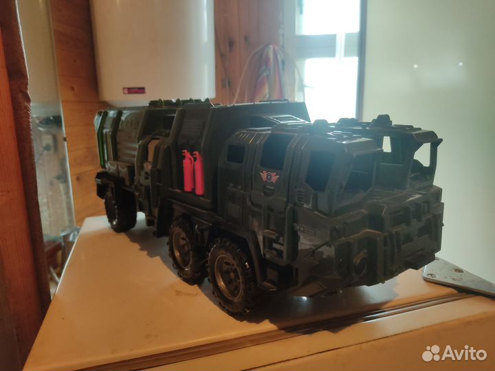 Машинки и арбалет