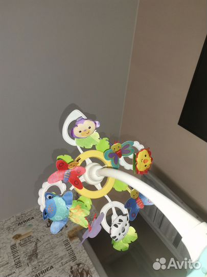 Мобиль на кроватку fisher price