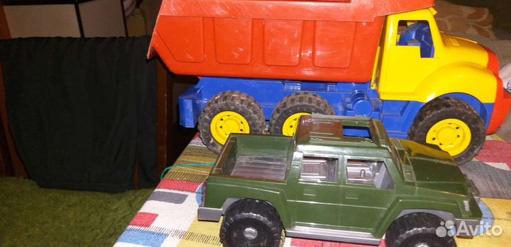 Детский самосвал