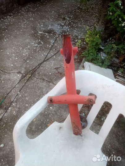 Стойка колеса Прогресса 2 без колеса со ступицей