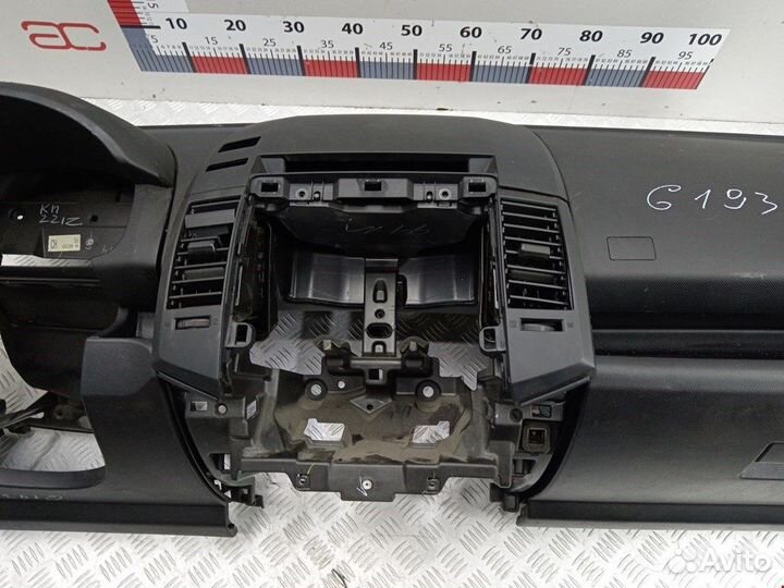 Торпедо (панель передняя) Mazda 5 CR
