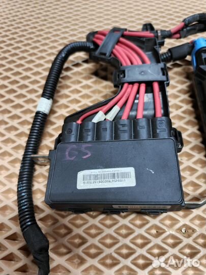 Блок предохранителей АКБ Renault Megane