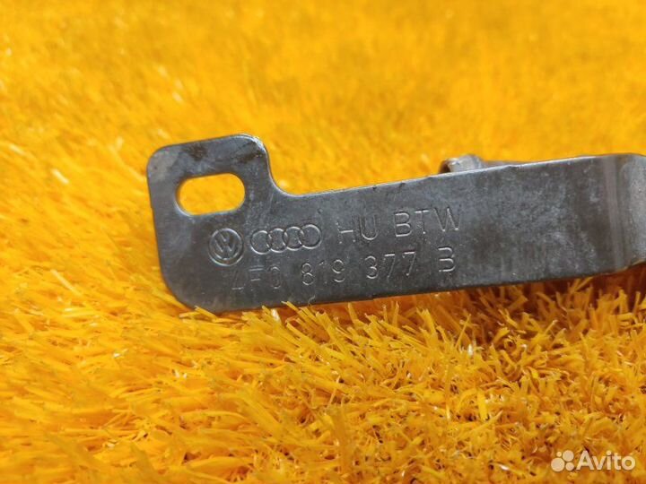 Патрубок отопителя Audi A6 C6/4F ccea 2010