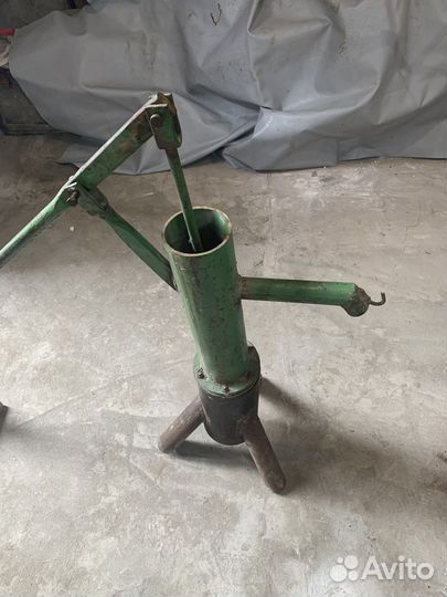 Насос ручной поршневой