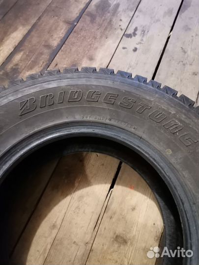 Bridgestone Blizzak DM-V1 26.5/70 R16