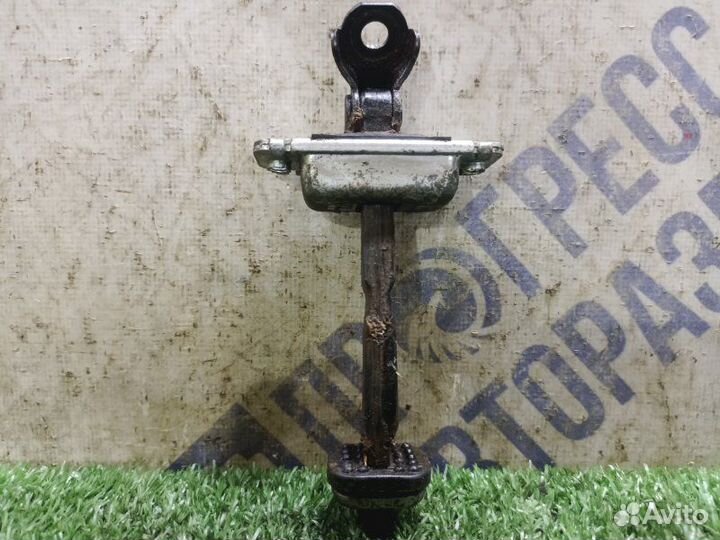 Ограничитель двери задний левый Chevrolet Lacetti