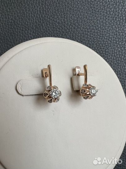 Женские золотые серьги с бриллиантами 0.53ct