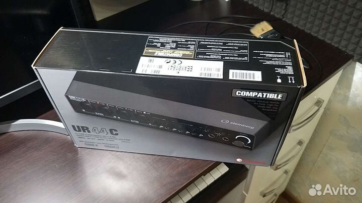 Звуковая карта Steinberg UR44C