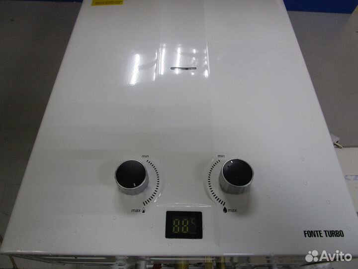 Колонка газовая Zanussi GWH 12 Fonte Turbo