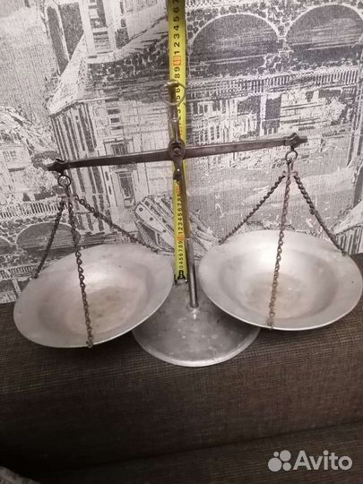 Старинные настольные весы