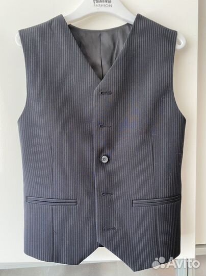 Школьный костюм