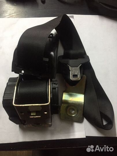 Ремень Mercedes w203 средний задний