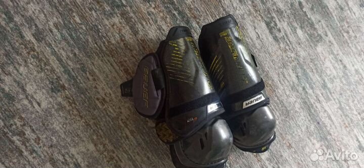 Щитки хоккейные 11 размер