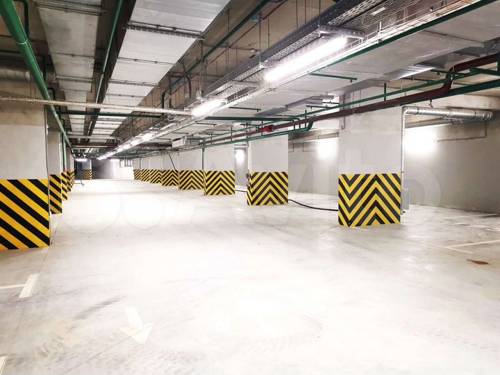 Машиноместо, 20 м²