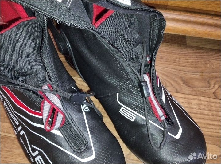 Лыжные ботинки Spine concept skate 296 р.40